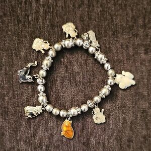 Stretchy Silver Tone Kitty Cat 🐈🐈‍⬛️ Charm Bracelet